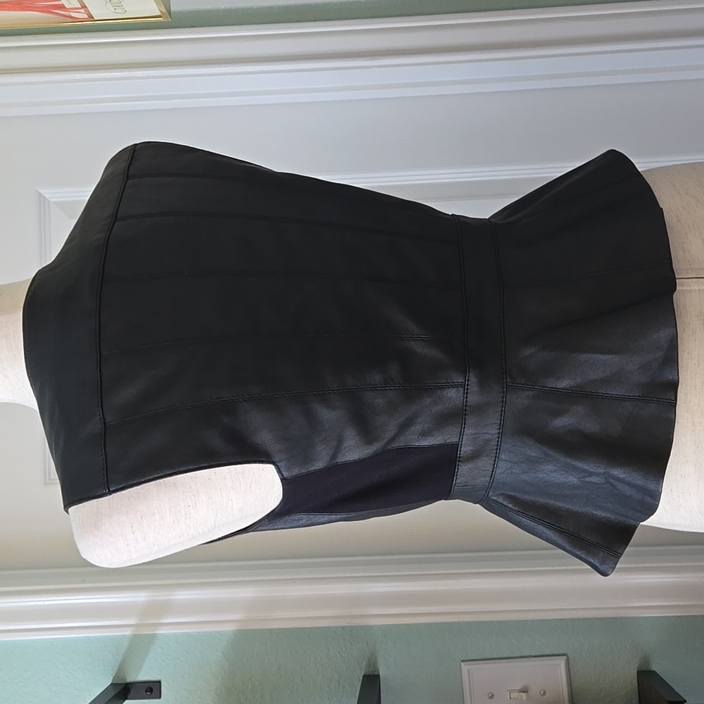 BCBGMaxAzria Black Asymmetrical Leather Vest, Small, NWOT - Picture 7 of 13